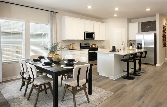 $2,575 | 126 Short Toed Swoop, Cedar Creek, TX 78612