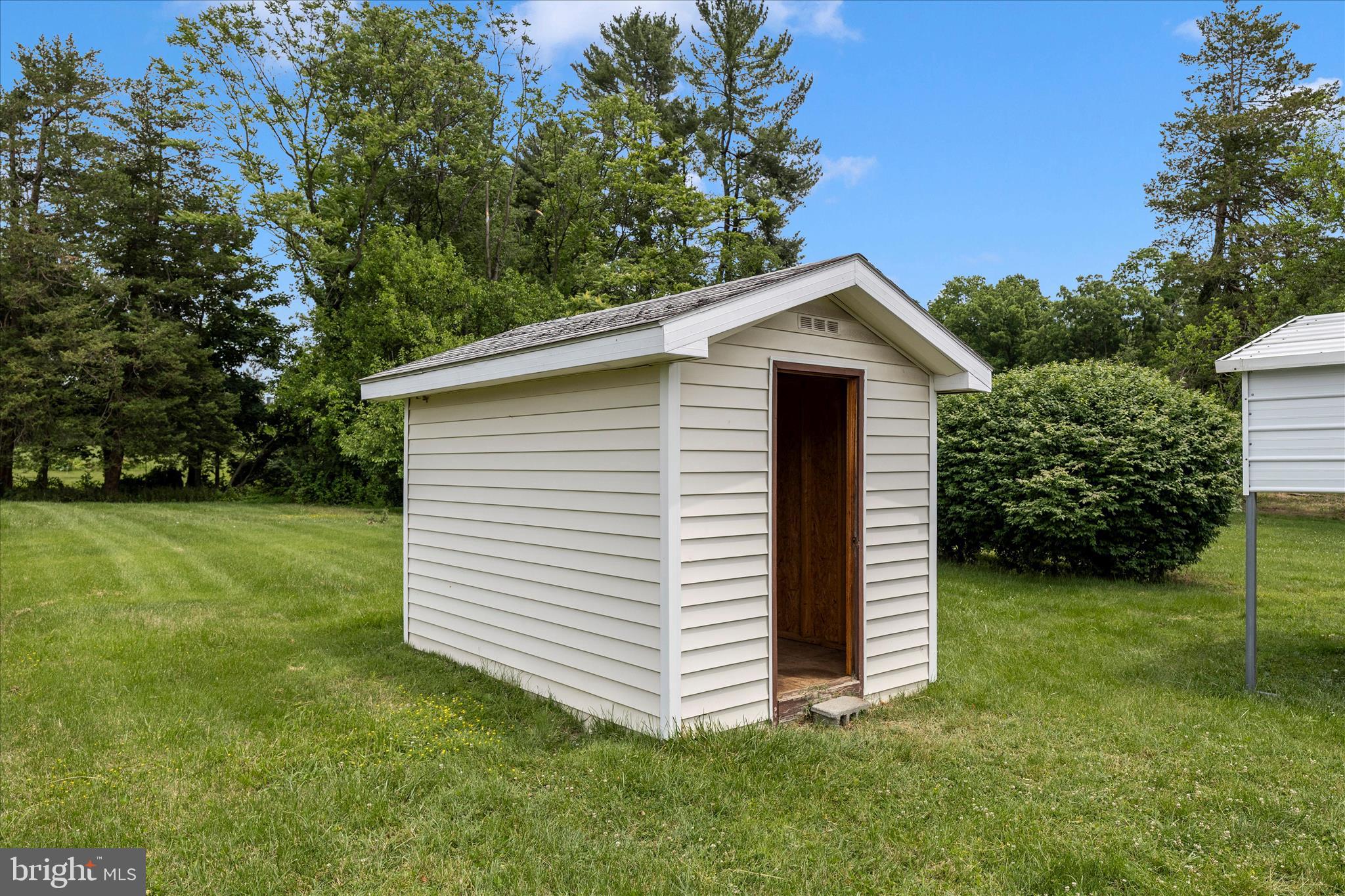 17534 Lincolnshire Road Hagerstown, MD 21740 - Photo 44 of 50 Shed