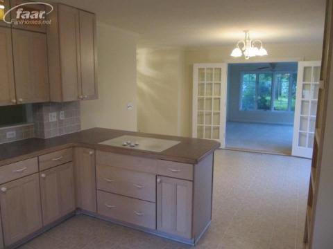 5150 Branch Road Flint, MI 48506 - Photo 4 of 46 20132455-3.JPG