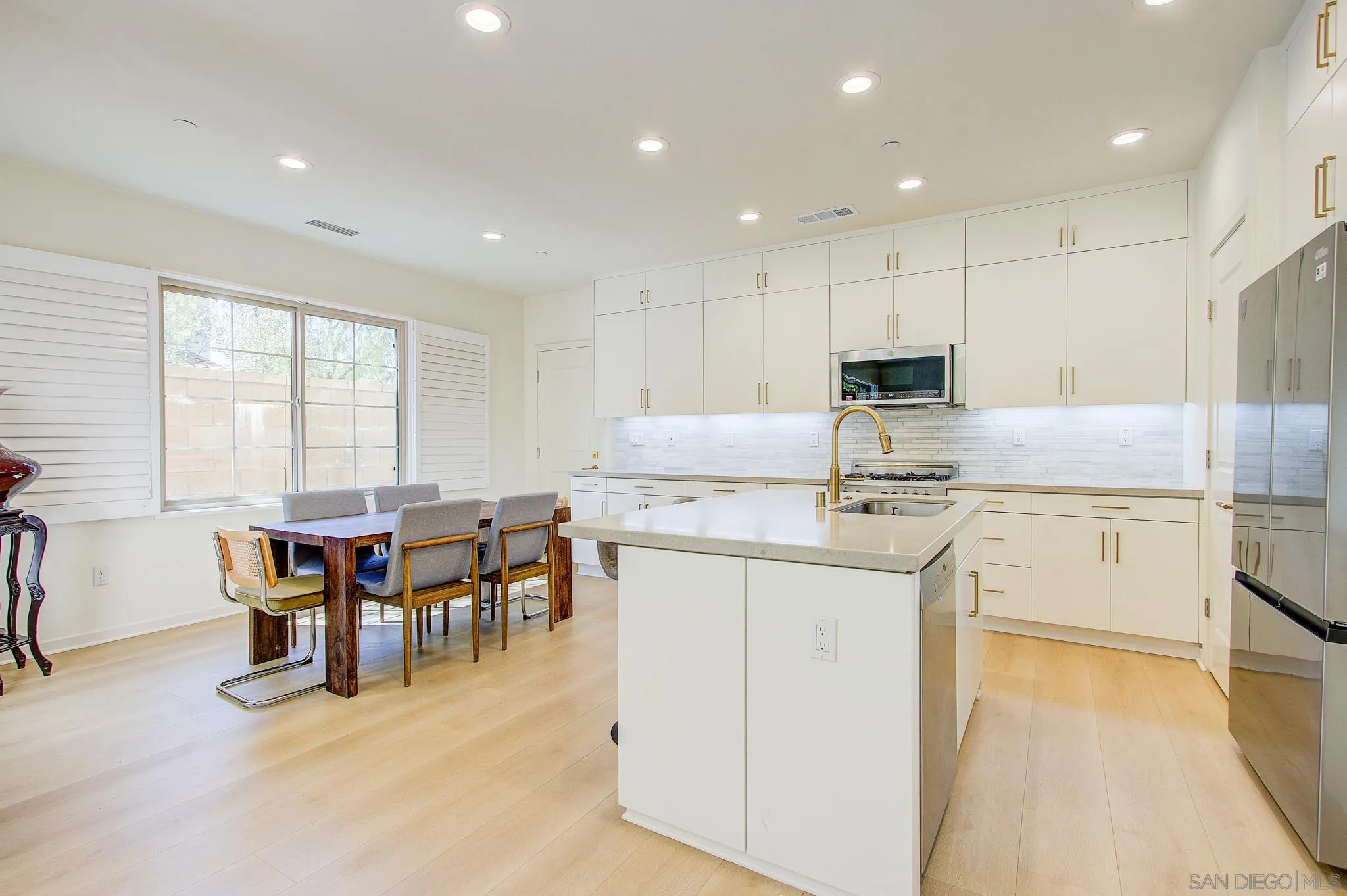 112 Excursion Irvine, CA 92618 - Photo 9 of 36