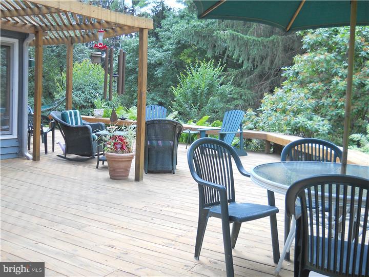 525 County Line Road Wayne, PA 19087 - Photo 19 of 24 Deck