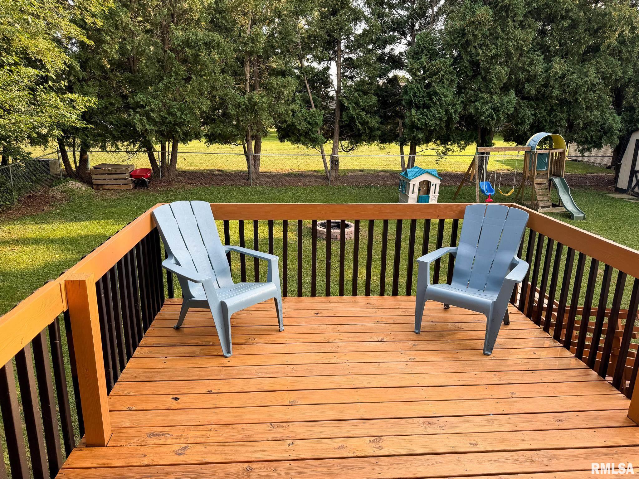 906 Lake Road Eureka, IL 61530 - Photo 38 of 45 Gallery Image 38