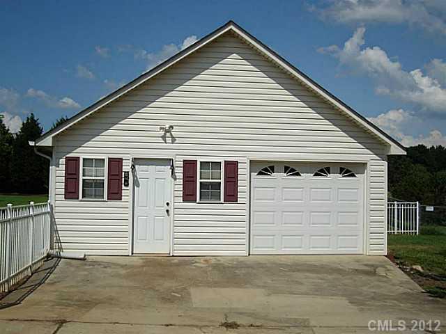184 Ormand Road York, SC 29745 - Photo 12 of 13 Gallery Image 12
