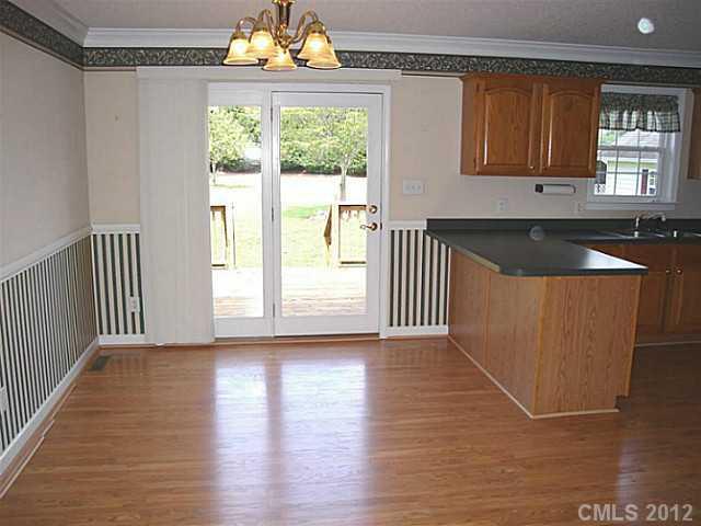 184 Ormand Road York, SC 29745 - Photo 4 of 13 Gallery Image 4