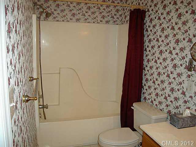 184 Ormand Road York, SC 29745 - Photo 8 of 13 Gallery Image 8