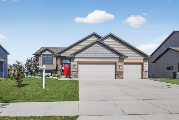 $539,900 | 2285 Orion Street Southwest, Rochester, MN 55902