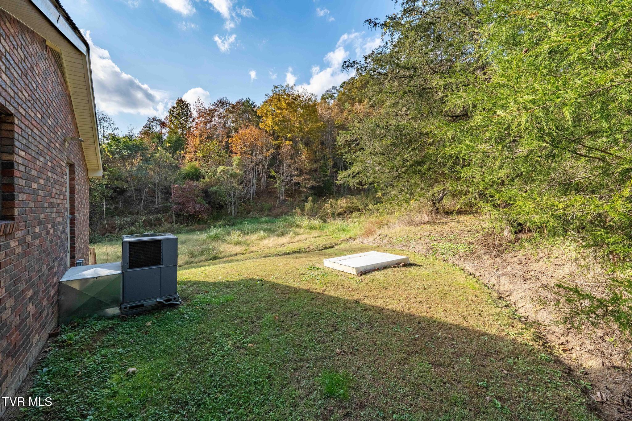 6935 Kyles Ford Road Kyles Ford, TN 37765 - Photo 32 of 72 6935 Kyles Ford Rd (38 of 72)