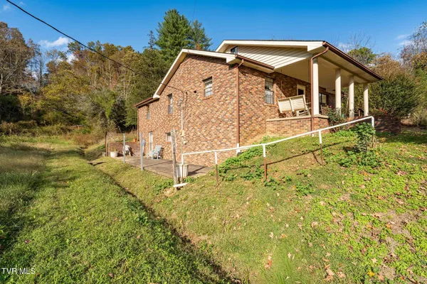 $375,000 | 6935 Kyles Ford Road, Kyles Ford, TN 37765