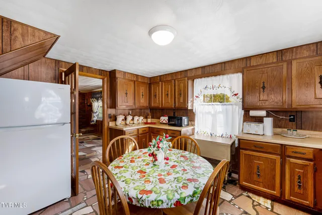 $377,000 | 6935 Kyles Ford Road, Kyles Ford, TN 37765