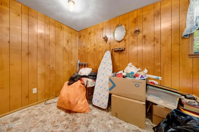 $377,000 | 6935 Kyles Ford Road, Kyles Ford, TN 37765