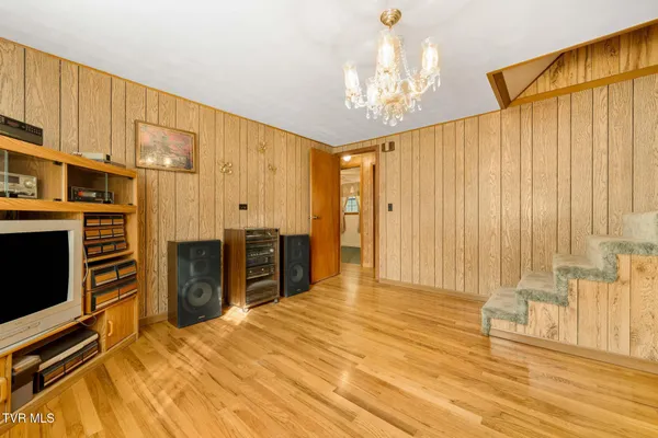 $375,000 | 6935 Kyles Ford Road, Kyles Ford, TN 37765