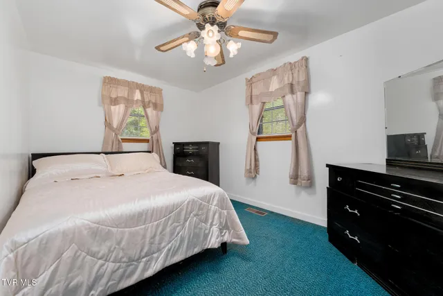 $377,000 | 6935 Kyles Ford Road, Kyles Ford, TN 37765