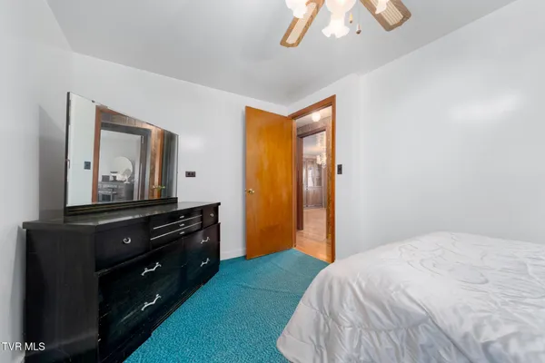 $375,000 | 6935 Kyles Ford Road, Kyles Ford, TN 37765