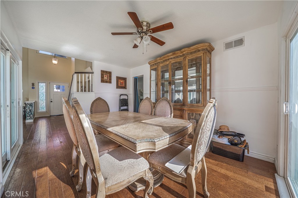 530 Conestoga Road San Dimas, CA 91773 - Photo 12 of 45 a dining room with furniture and window