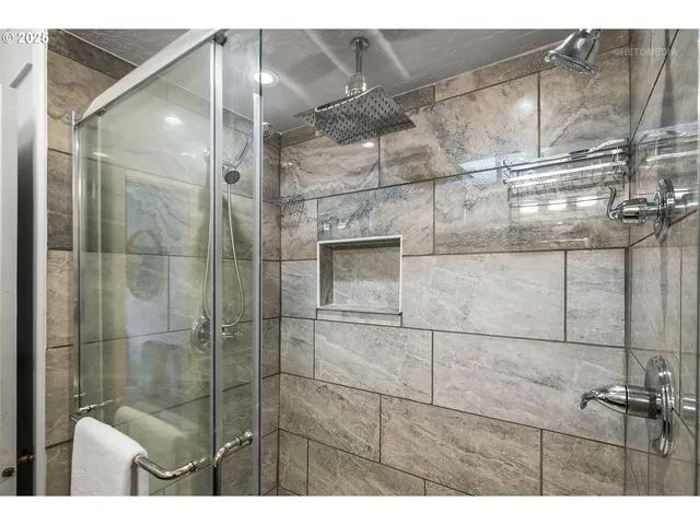 $599,900 | 57647 Cedar Springs Drive, Scappoose, OR 97056