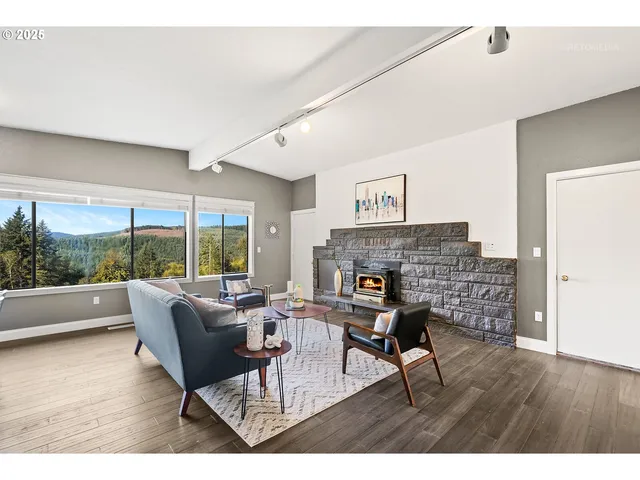 $599,900 | 57647 Cedar Springs Drive, Scappoose, OR 97056