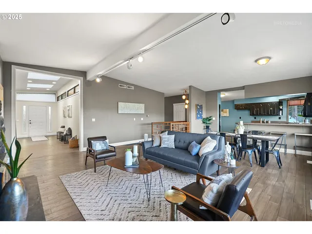 $599,900 | 57647 Cedar Springs Drive, Scappoose, OR 97056