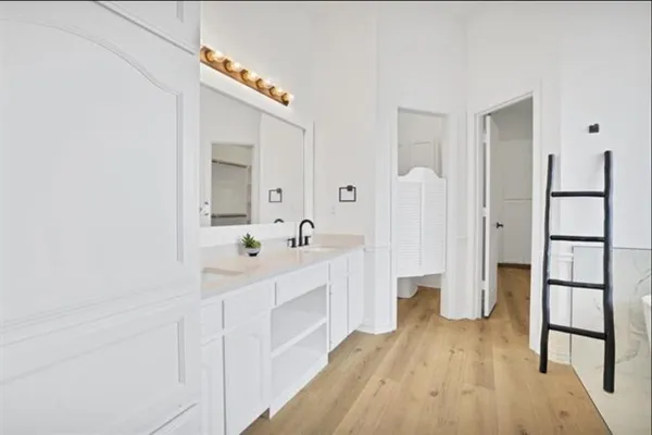 $2,800 | 4604 Preston Bend Drive, Arlington, TX 76016