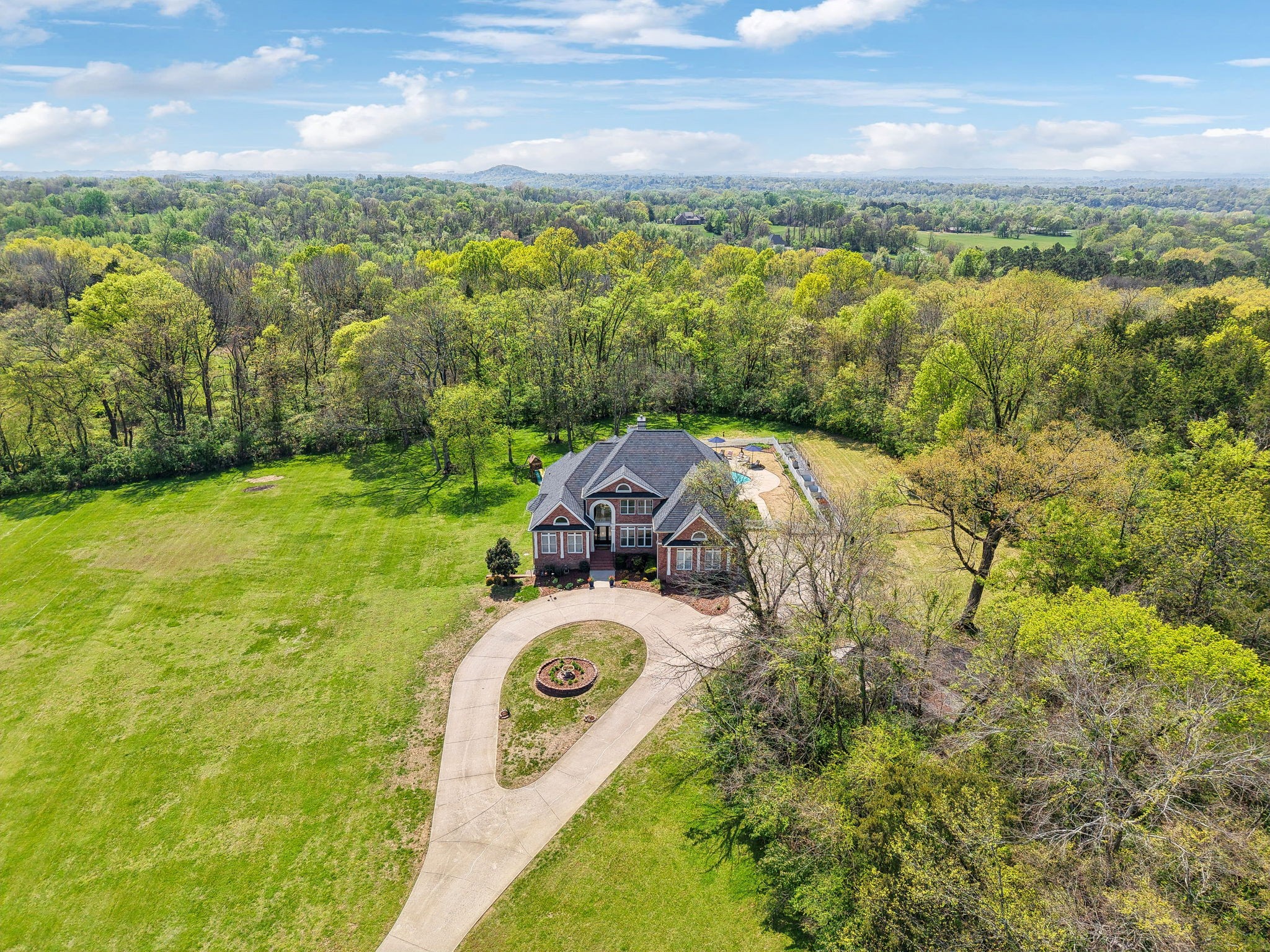 1546 Hudson Road Madison, TN 37115 - Photo 69 of 77 a view of a city