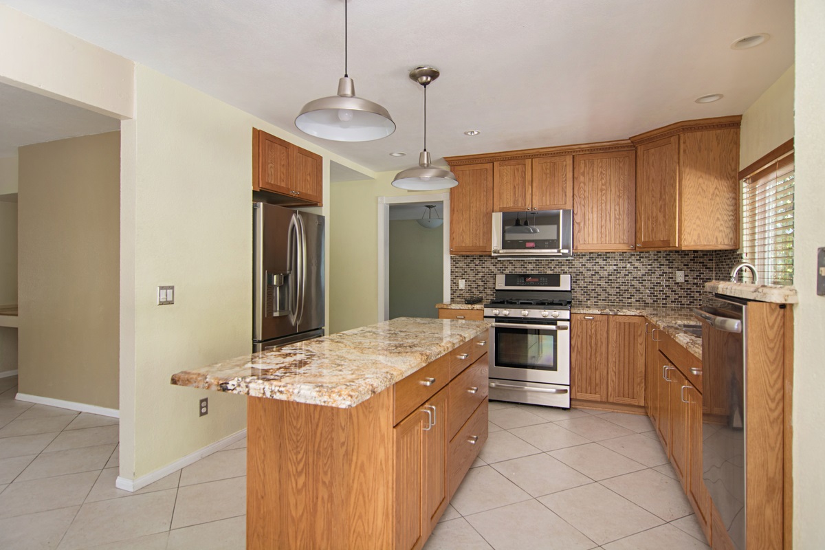 3541 Sea Ridge Road Oceanside, CA 92054 - Photo 9 of 25