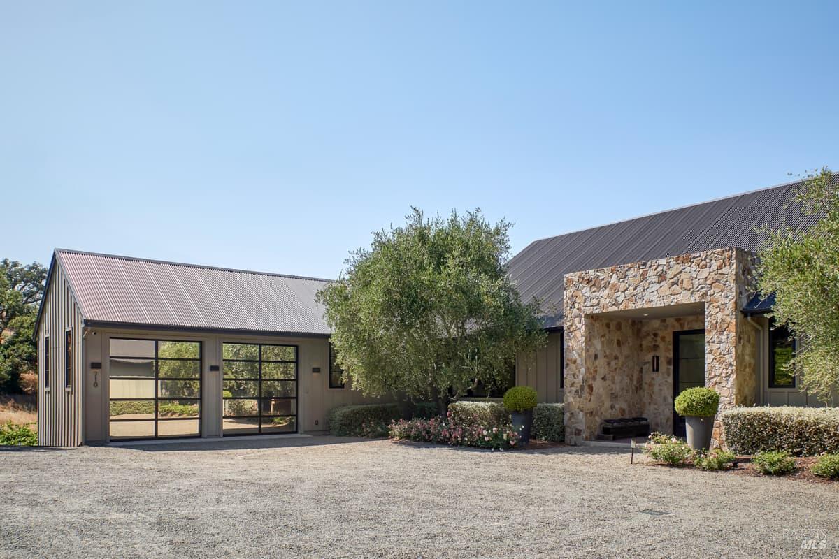 710 Soscol Creek Road Napa, CA 94559 - Photo 4 of 73