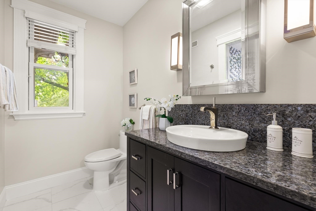 91 University Road, Unit 2 Brookline, MA 02445 - Photo 28 of 39 Gallery Image 28