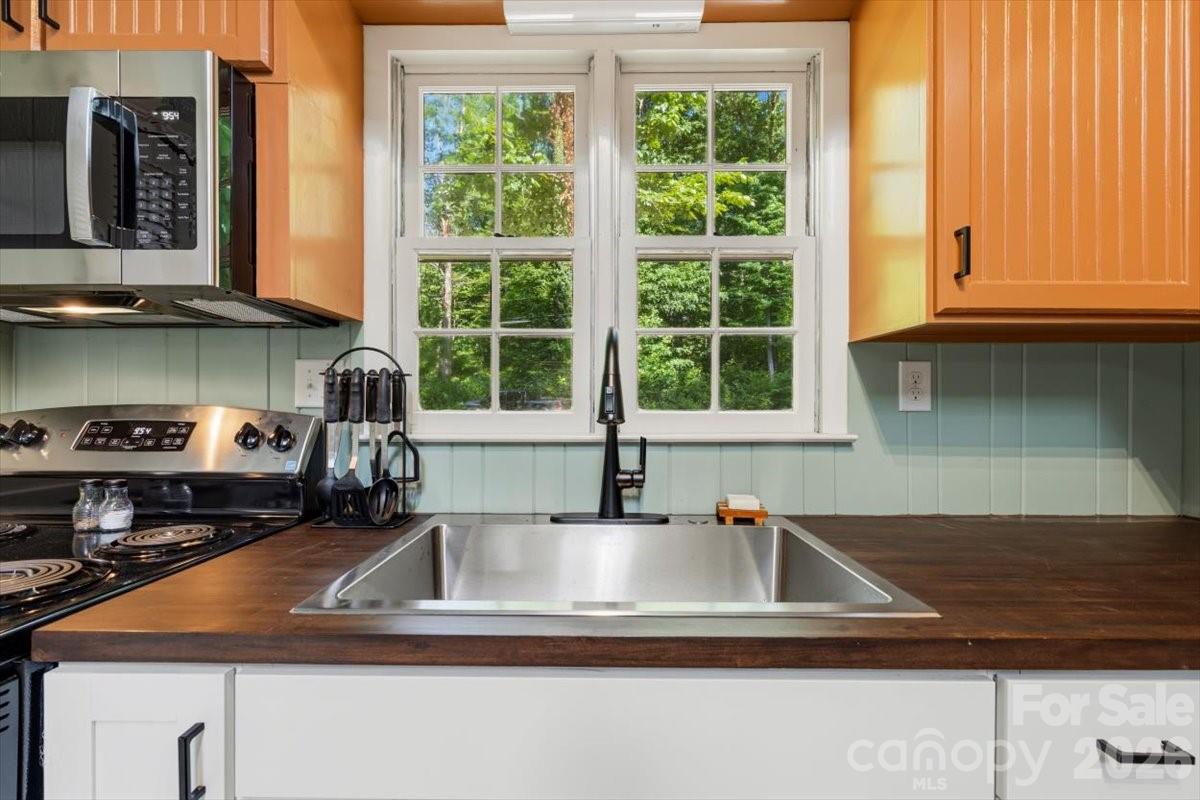 1878 Linville River Road Nebo, NC 28761 - Photo 20 of 37