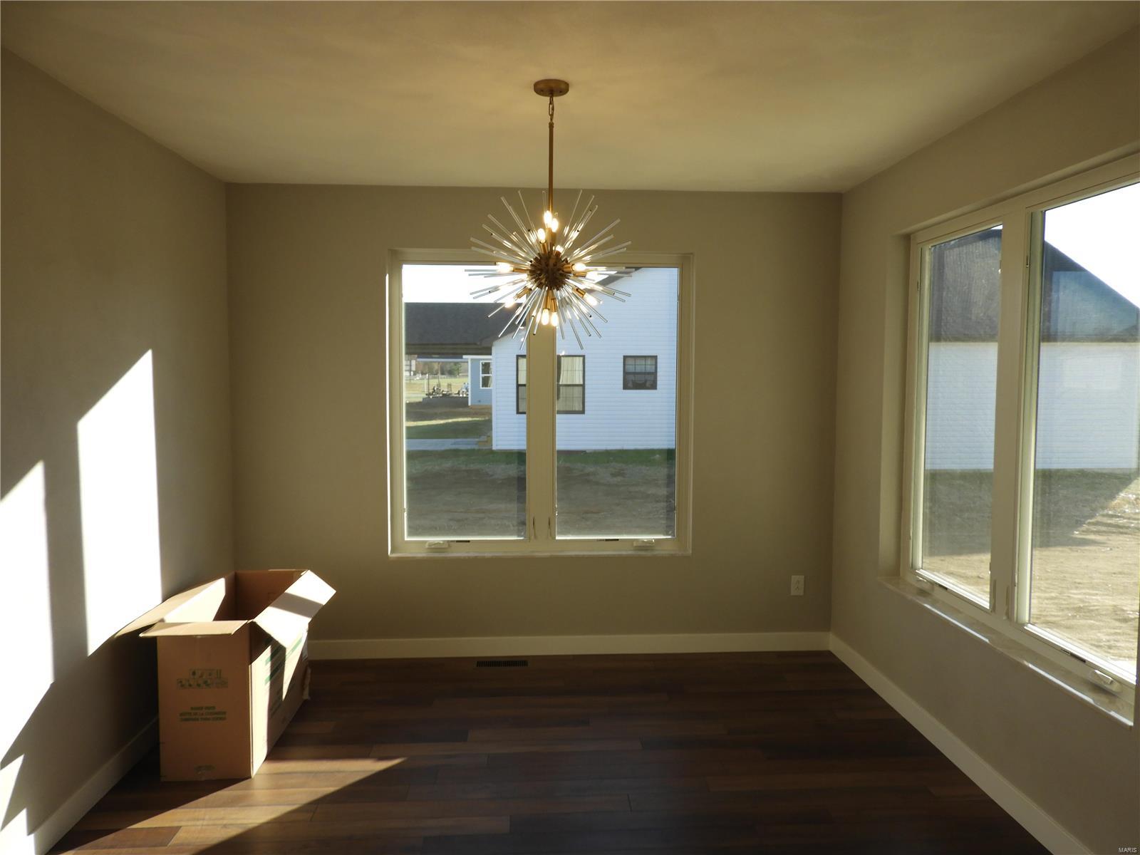 310 Kaleb Court Waterloo, IL 62298 - Photo 14 of 59 Gallery Image 14