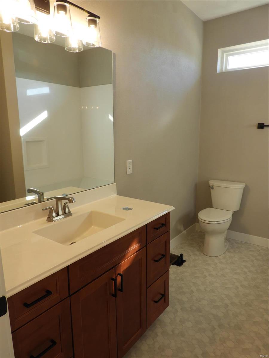 310 Kaleb Court Waterloo, IL 62298 - Photo 21 of 59 Gallery Image 21