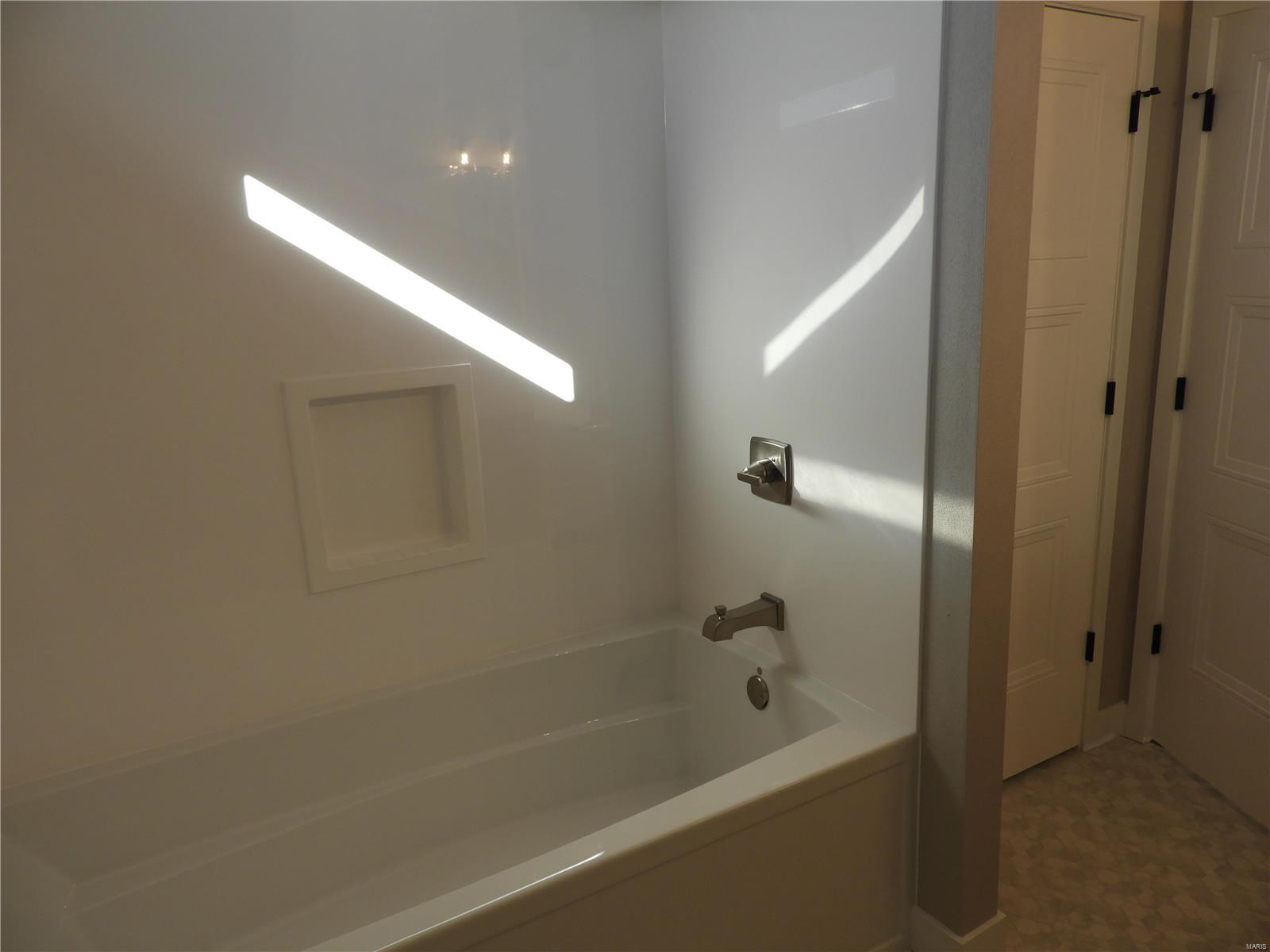 310 Kaleb Court Waterloo, IL 62298 - Photo 24 of 59 Gallery Image 24