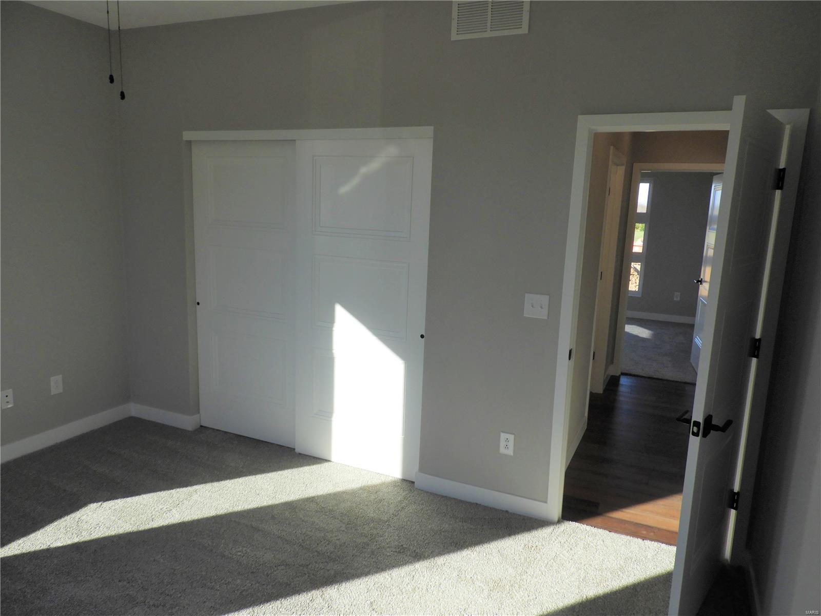 310 Kaleb Court Waterloo, IL 62298 - Photo 27 of 59 Gallery Image 27