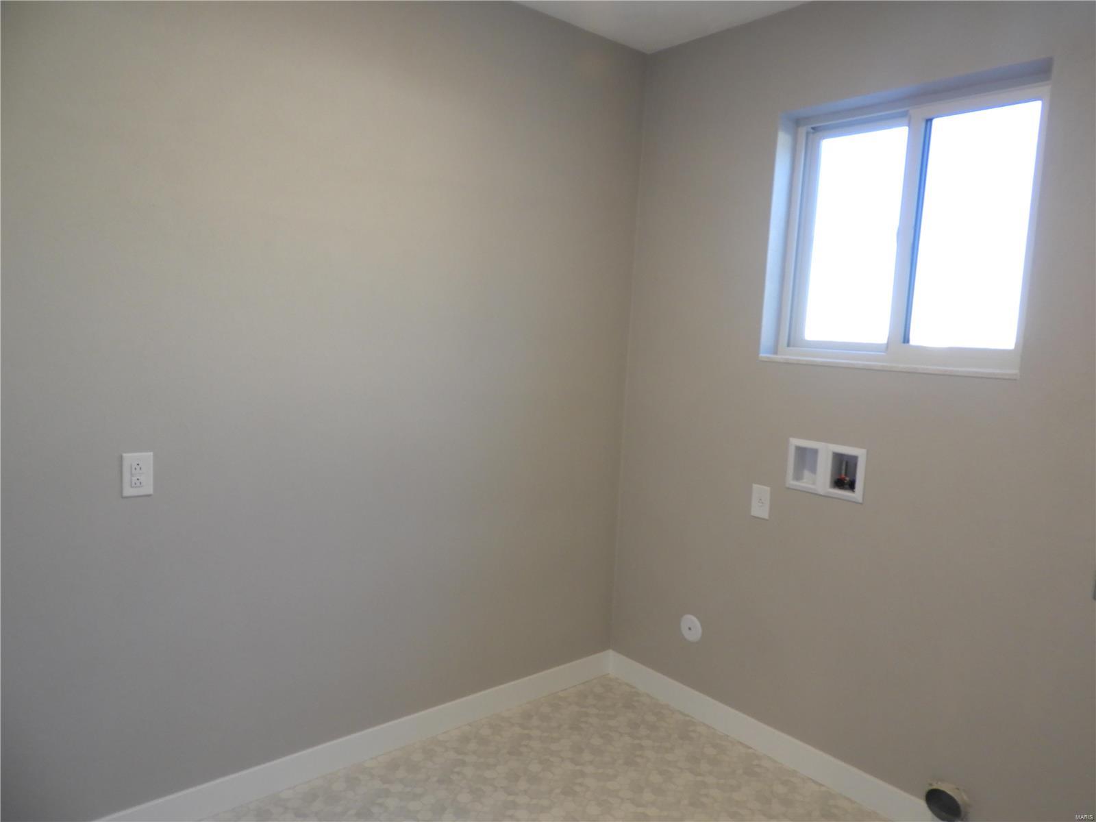 310 Kaleb Court Waterloo, IL 62298 - Photo 30 of 59 Gallery Image 30