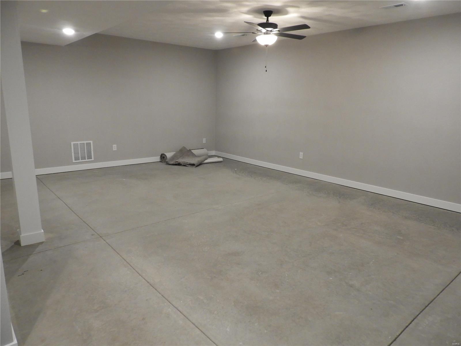 310 Kaleb Court Waterloo, IL 62298 - Photo 45 of 59 Gallery Image 45