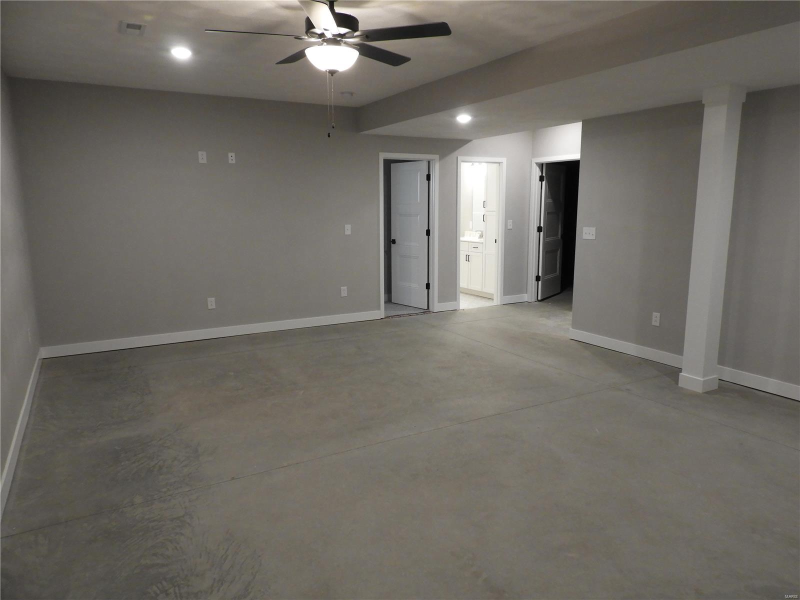 310 Kaleb Court Waterloo, IL 62298 - Photo 46 of 59 Gallery Image 46