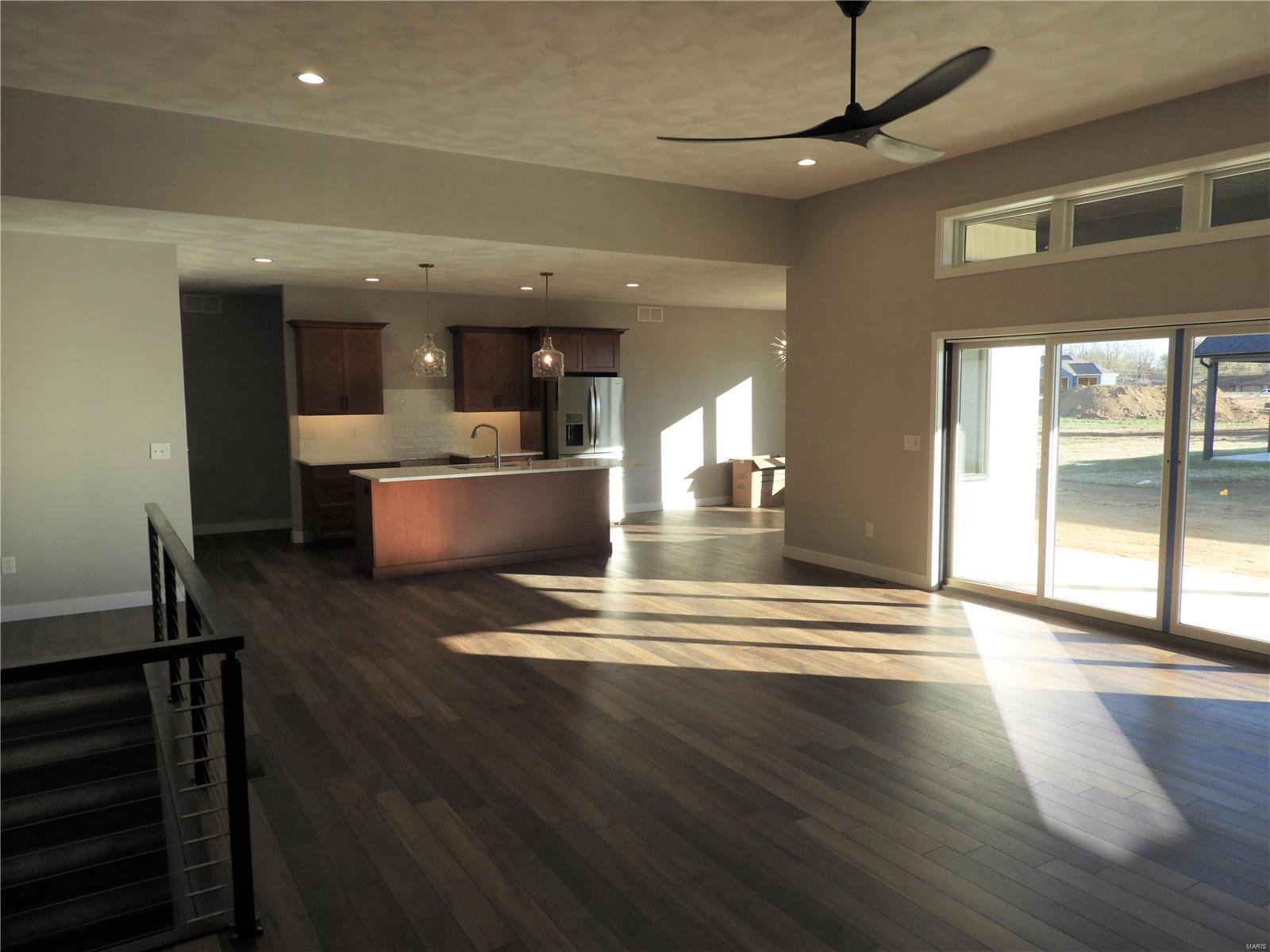 310 Kaleb Court Waterloo, IL 62298 - Photo 6 of 59 Gallery Image 6