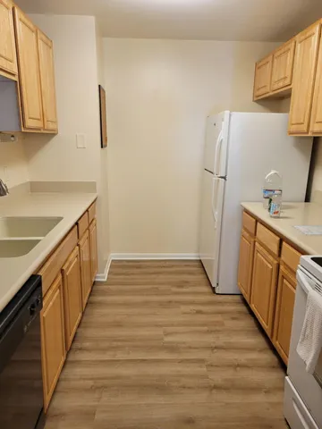 $210,000 | 312 Marigold Circle, Westland, MI 48185