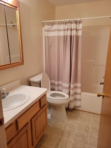 $210,000 | 312 Marigold Circle, Westland, MI 48185