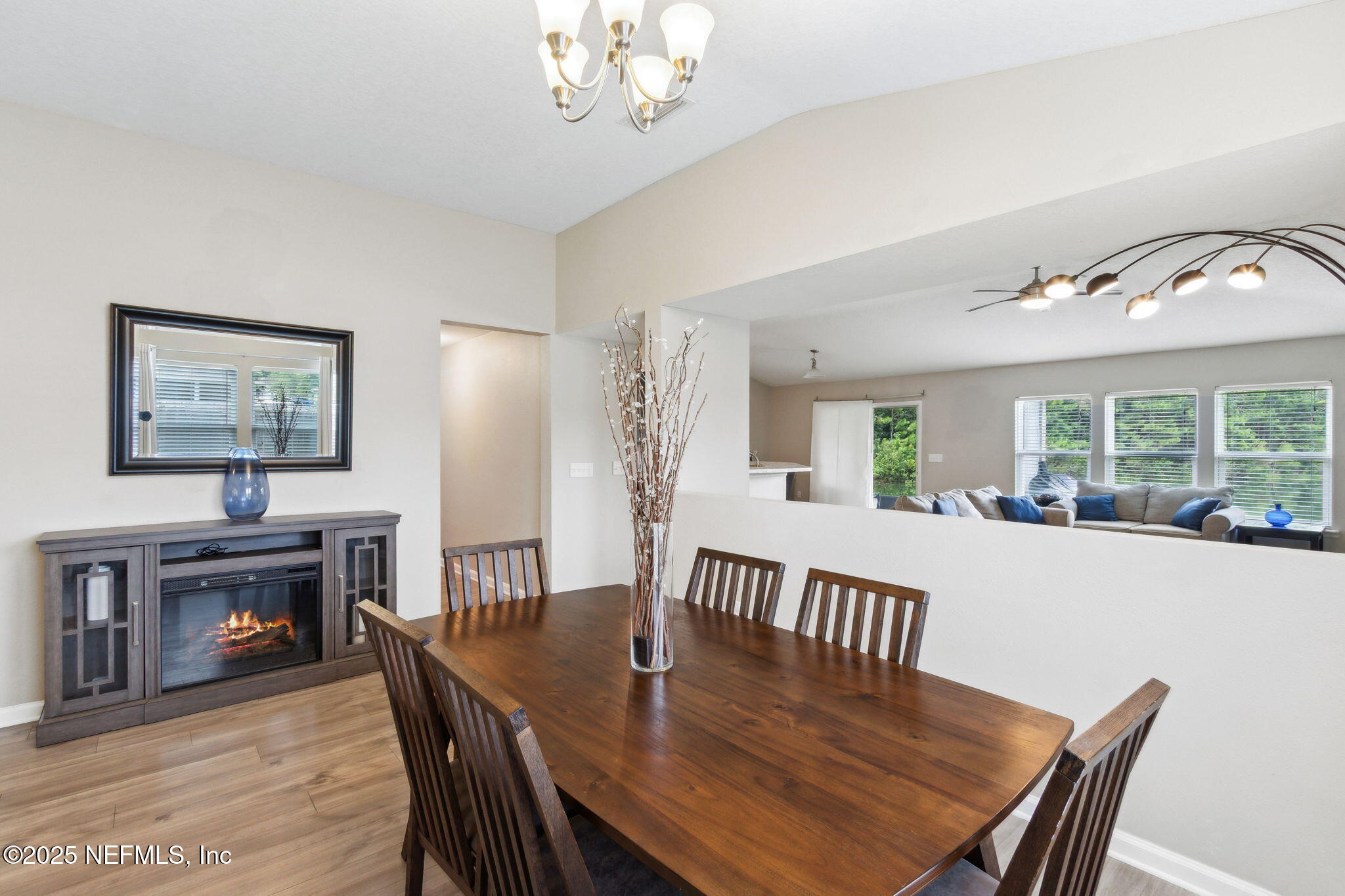 7197 Steventon Way Jacksonville, FL 32244 - Photo 15 of 58 Dining / Living Room