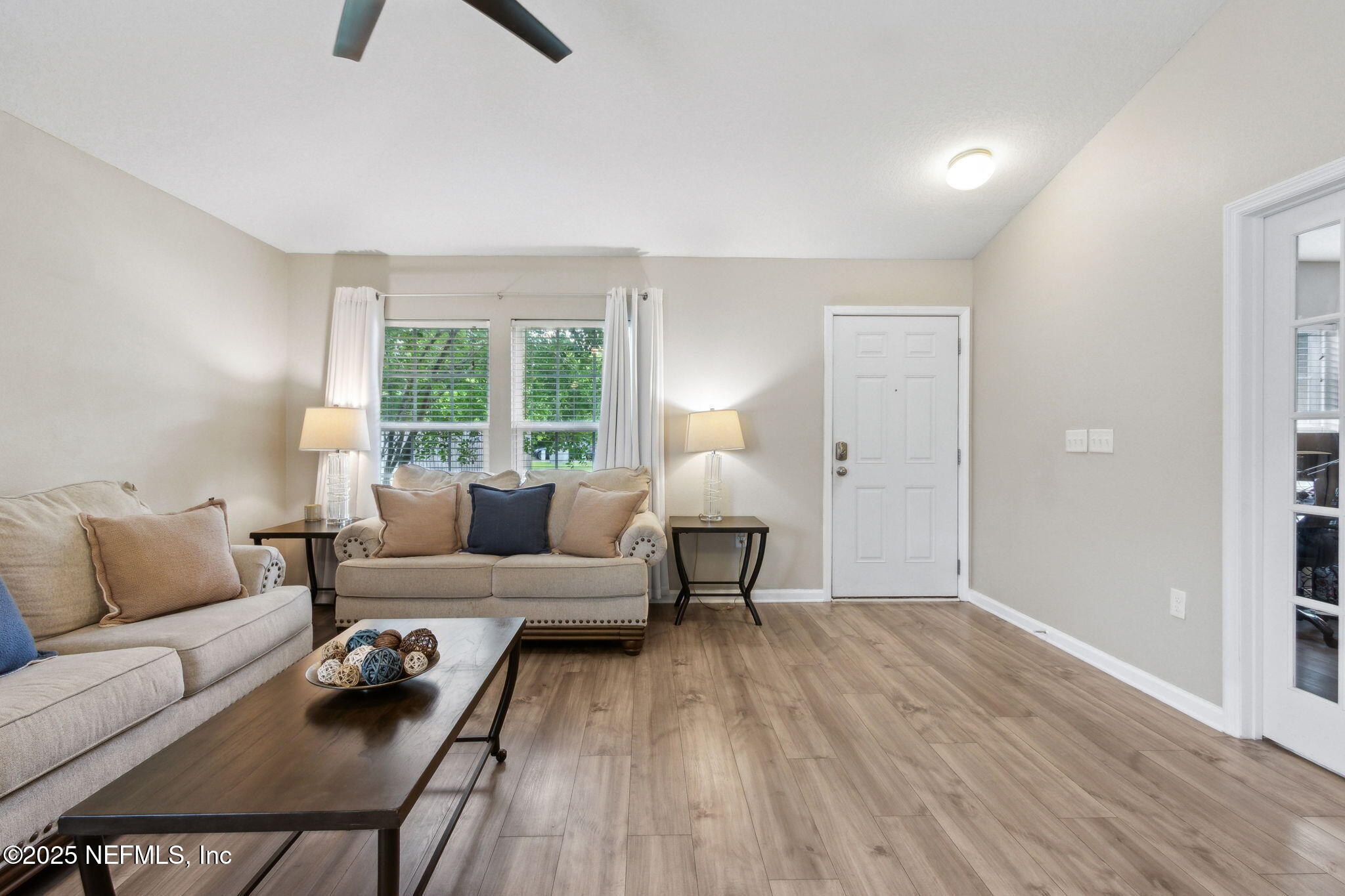 7197 Steventon Way Jacksonville, FL 32244 - Photo 10 of 58 Living Room