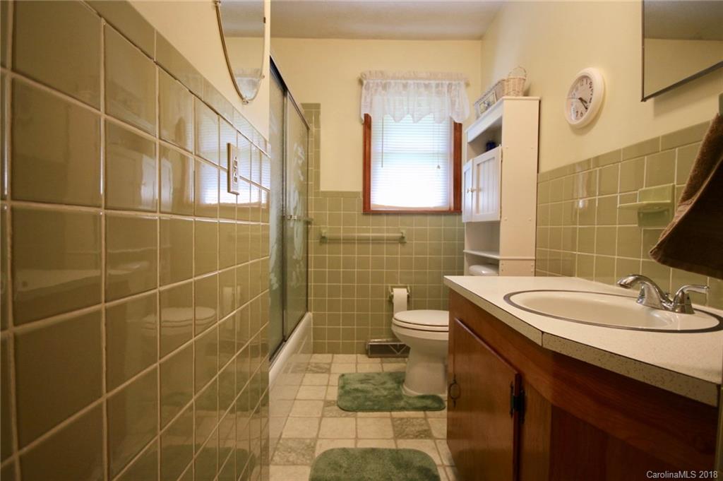 289 Clement Road Brevard, NC 28712 - Photo 14 of 28 Gallery Image 14