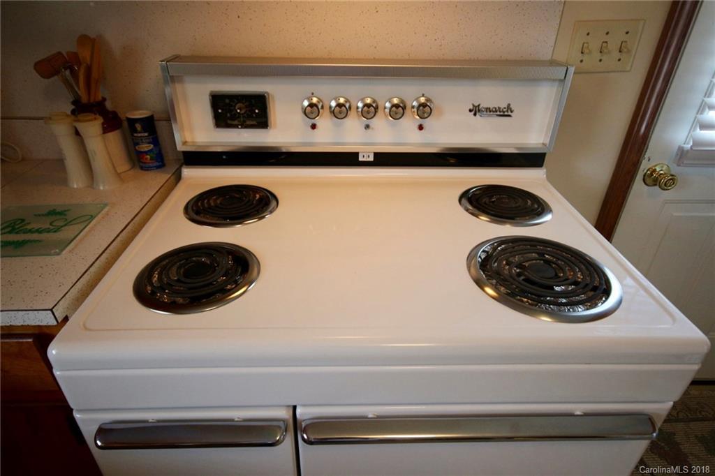 289 Clement Road Brevard, NC 28712 - Photo 22 of 28 Gallery Image 22
