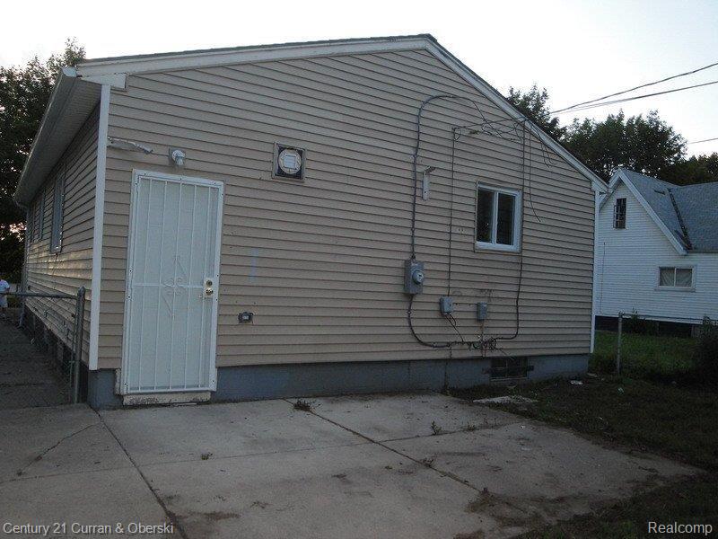8110 Decatur Street Detroit, MI 48228 - Photo 15 of 15 rEAR VIEW OF hOME