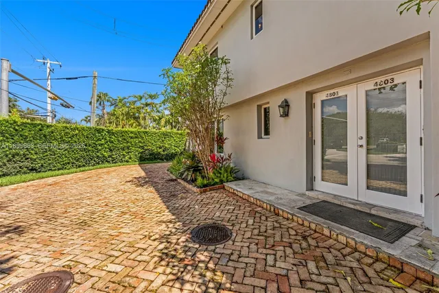 a view of a garden with pathway