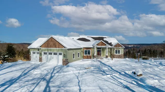 $1,225,000 | 4343 South Montcalm Avenue, Lowell, MI 49331