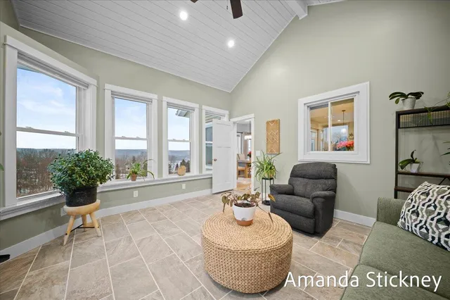 $1,225,000 | 4343 South Montcalm Avenue, Lowell, MI 49331