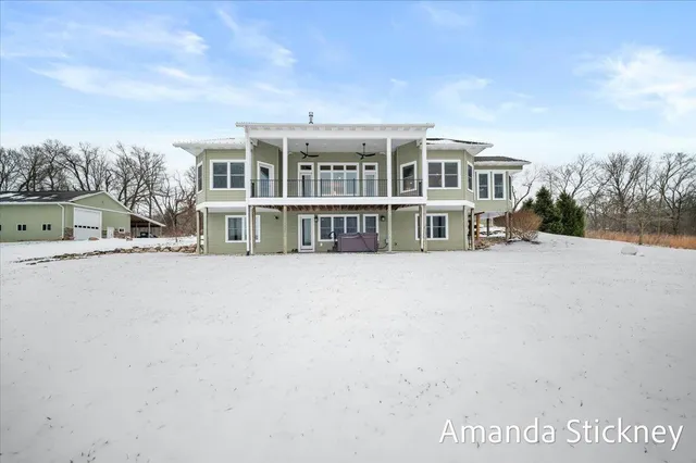 $1,225,000 | 4343 South Montcalm Avenue, Lowell, MI 49331