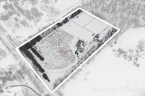 $1,175,000 | 4343 South Montcalm Avenue, Lowell, MI 49331