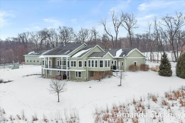 $1,225,000 | 4343 South Montcalm Avenue, Lowell, MI 49331