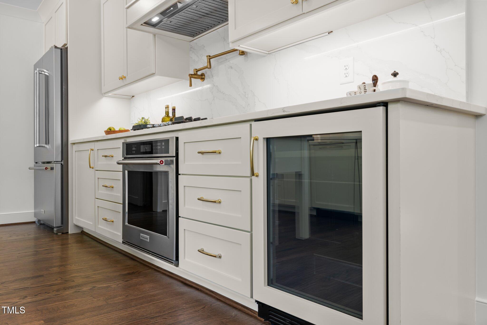 1310 Mayfair Road Raleigh, NC 27608 - Photo 21 of 56 18-web-or-mls-5Z8A7764