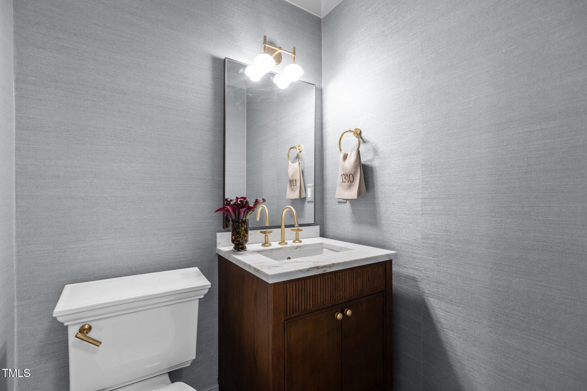 1310 Mayfair Road Raleigh, NC 27608 - Photo 25 of 56 Powder room